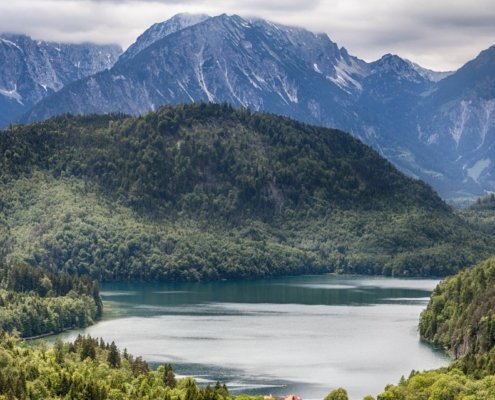 Urlaub in den Alpen am See Header